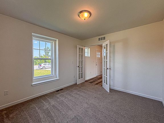 5th image of W194N15744 East Gate COURT