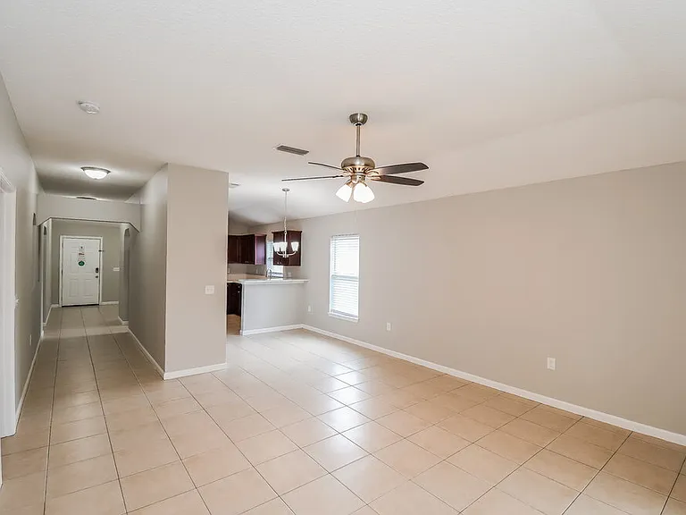 5107 Johnson Creek Dr — Photo 5