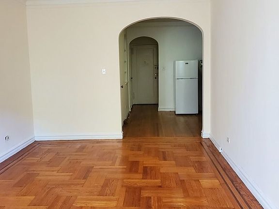 3rd image of 41-15 45th St #2K