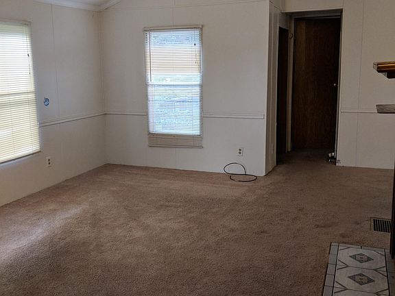 3rd image of 462 Apple St