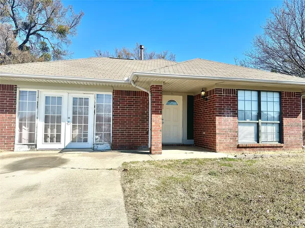 728 N Main St, Ada, OK 74820