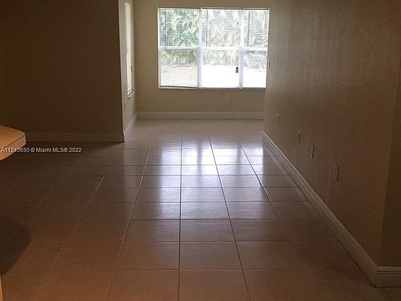 3rd image of 643 Vista Isles Dr APT 1813