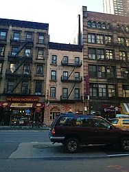 937 Eighth Avenue in Hell&#39;s Kitchen