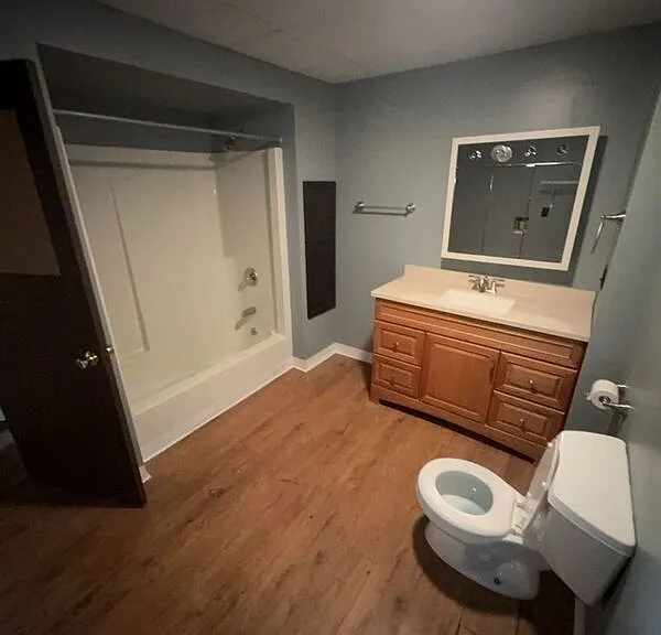 1820 Sanderson Ave #1 — Photo 6