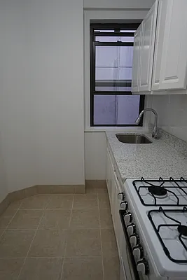 Rented by Alexander Hidalgo, Inc. | media 45