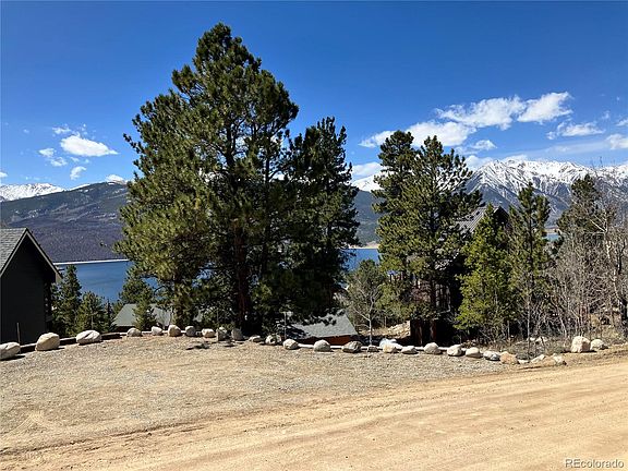 4th image of 274 Mt Elbert Road