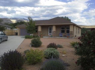 877 Cabernet Dr, Palisade, CO 81526
