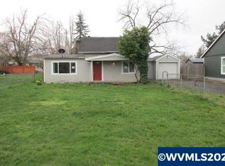 512 Jefferson St, Silverton, OR 97381