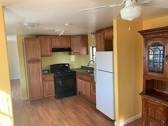 5th image of 4601 Long Branch Dr