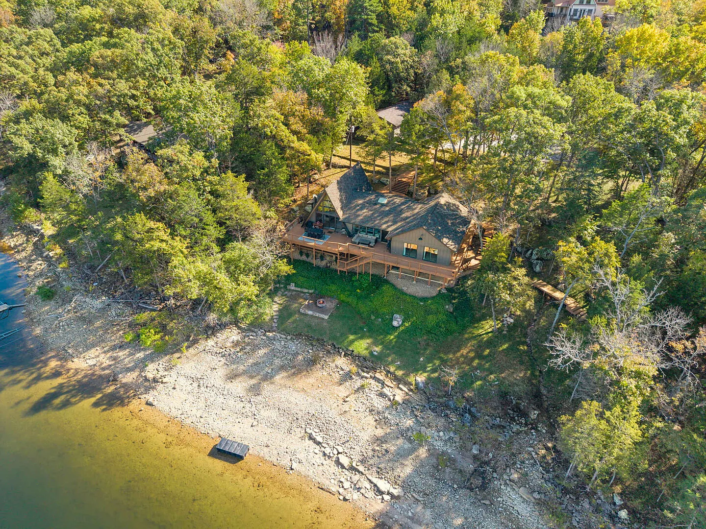 Camel Rock-ON Beaver Lake-Sweeping Views-Sleeps 14 — Photo 4