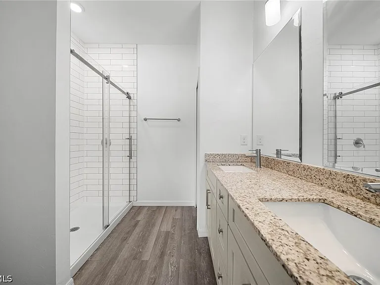 26481 Sandhill Blvd — Photo 19