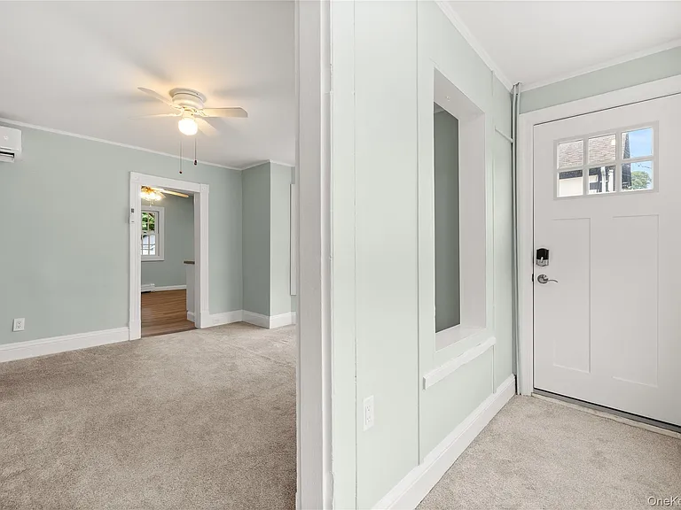 10 Dale Dr #1 — Photo 2
