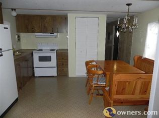 307 Christmas Tree Ln, P C Beach, FL 32413