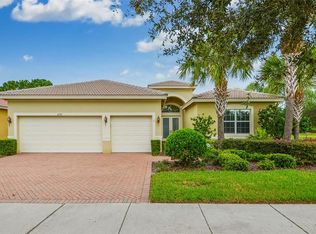 4978 Sapphire Sound Dr, Wimauma, FL 33598