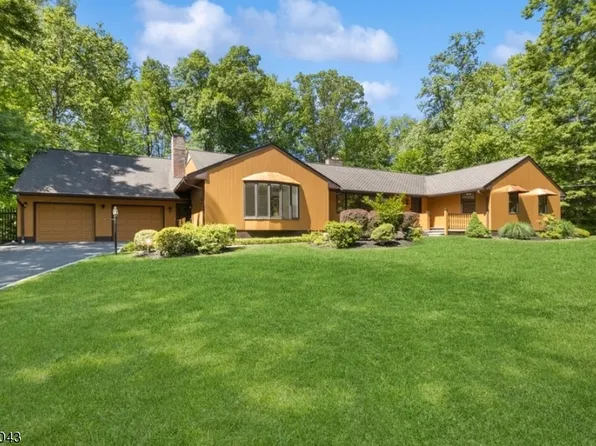 53 Highlander Dr, Scotch Plains Twp., NJ 07076