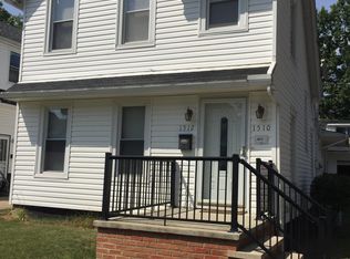 1510 Winchester Ave, Lakewood, OH