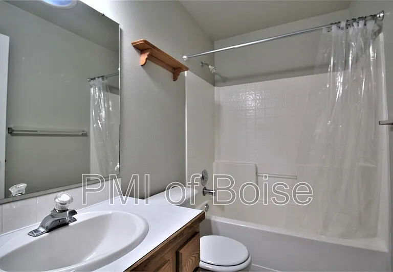 716 Kimberly Ct — Photo 14
