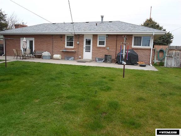 3rd image of 2741 W East St