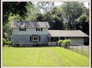 7686 Arnold Dr, North Tonawanda, NY 14120