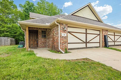 56 S Woodsprings Dr Photo 1