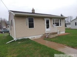 125 3rd St SW, Melrose, MN 56352
