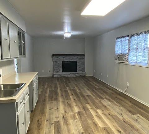 5th image of 160 N Wabash Ave #160.5