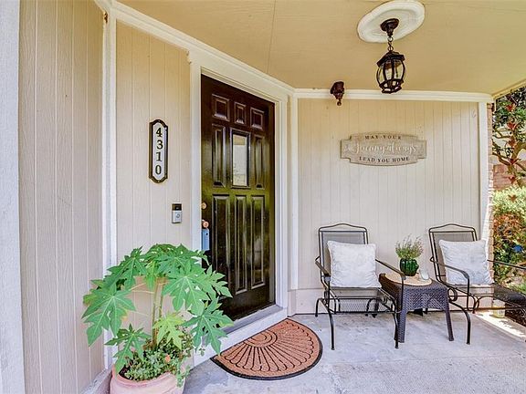 2nd image of 4310 Stallion Brook Ln