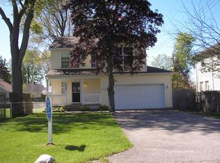 4529 Thirza Ct, Waterford, MI 48329