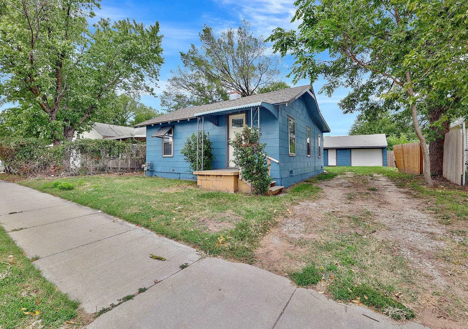 2 bedroom 1 bath home — Photo 3