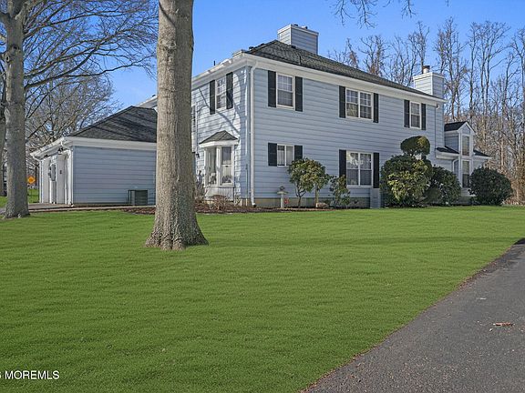 4th image of 1604 Buckingham Circle