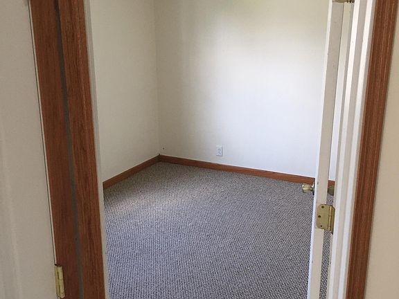 5th image of 128 Belle Aire Ave
