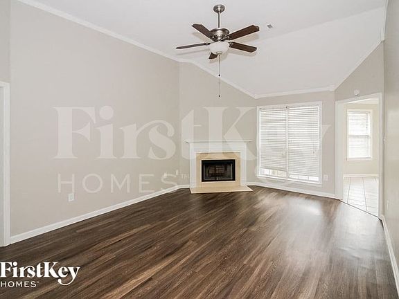3rd image of 8788 Overcup Oaks Dr