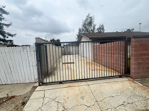 2nd image of 3436 West St #3430