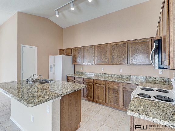 4th image of 9307 W Gold Dust Ave