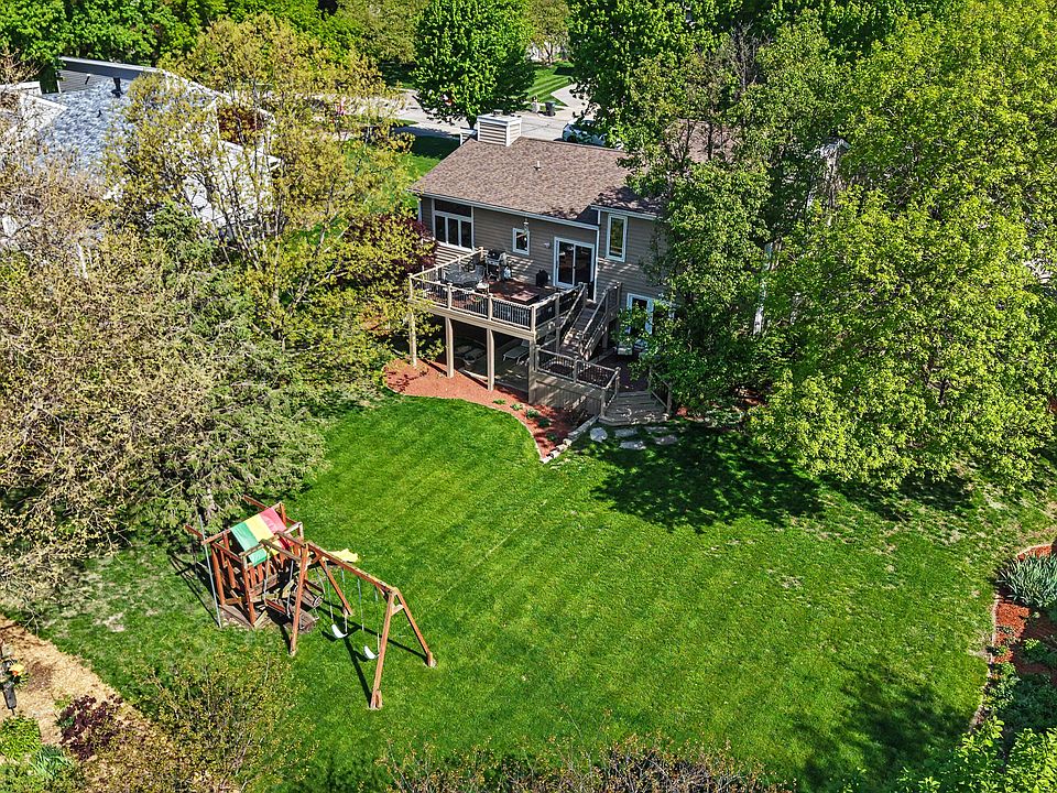 1st image of 1620 Amherst Dr