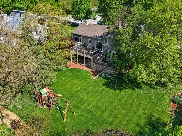 1620 Amherst Dr, Ames, IA 50014