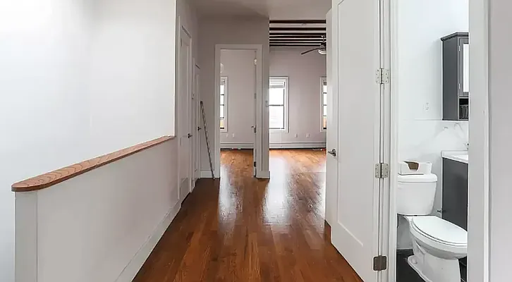 Rented by Hagstrom Management Inc | media 21