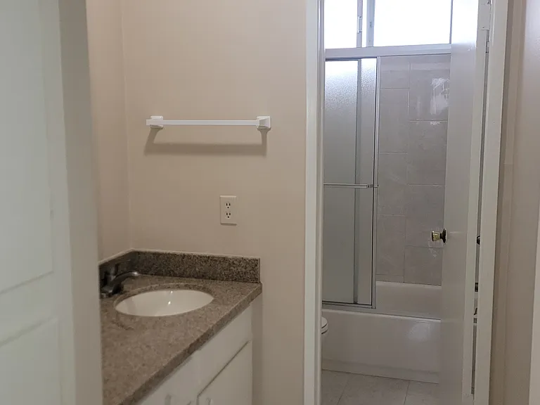 11959 Nebraska Ave #211 — Photo 8