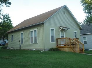 1018 19th St, Auburn, NE 68305
