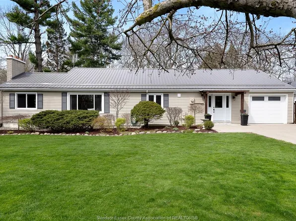 82 Prince Albert St N, Kingsville, ON N9Y 1J7