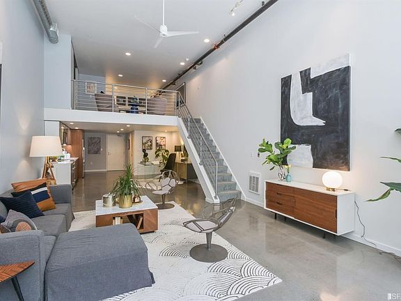 5th image of 1325 Indiana St Unit 113