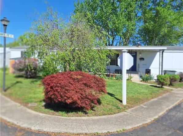 5063 Santa Fe Dr, Dayton, OH 45414