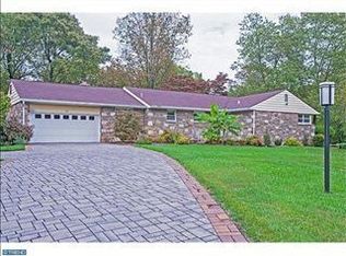 65 Russell Rd, Phoenixville, PA 19460