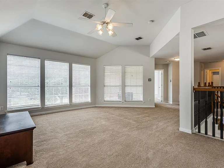5901 Norfolk Ln — Photo 20