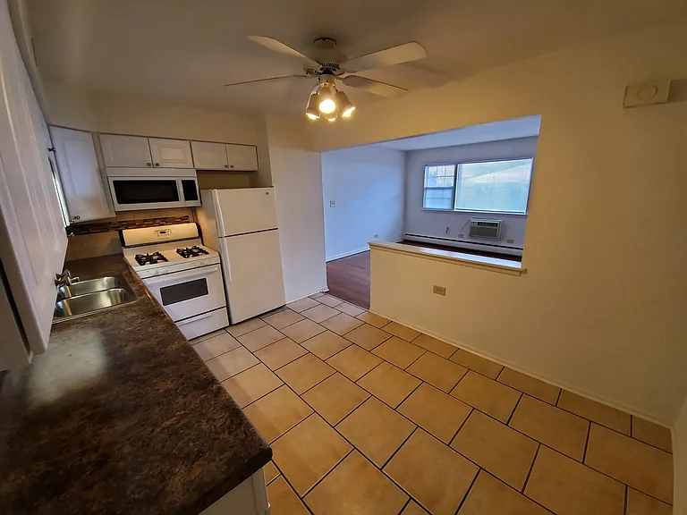 713 Lake St #2 — Photo 11