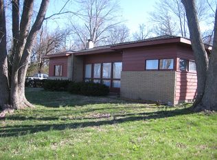 1775 N Reed Station Rd, Carbondale, IL 62901