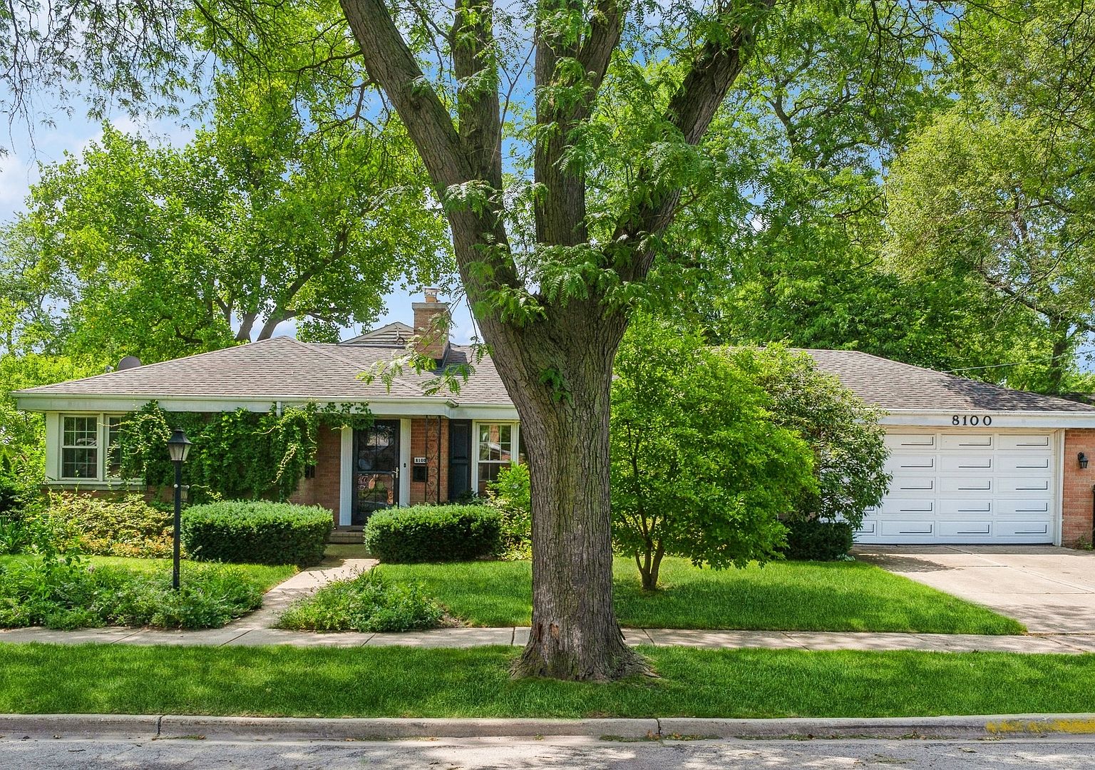 8100 Hamlin Ave, Skokie, IL 60076 Zillow