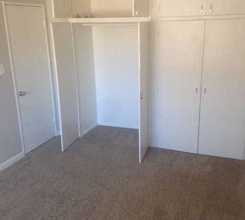 4th image of 4825 Hidalgo Ave