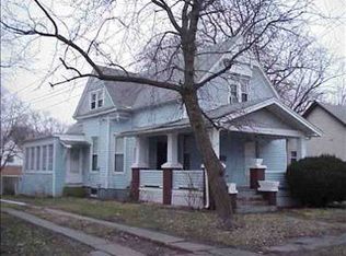 918 W Grove St, Bloomington, IL