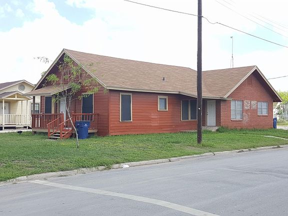 4th image of 750 S Texas St